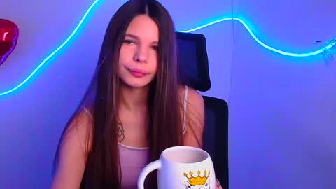 Snapshot of stasy_milk chatting on 02.25.25 Stasy online show from 02.25.25