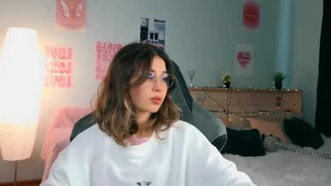 Snapshot of ste11arium chatting on 05.31.26 Sara online show from 05.31.26