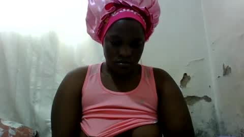 Snapshot of steamy_gal chatting on 07.14.26 steamy_gal online show from 07.14.26
