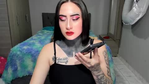 Snapshot of steban_and_kim chatting on 02.26.25 steban and kim online show from 02.26.25