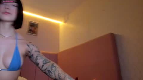 Snapshot of stefaagomez chatting on 12.14.24 Stefa Gomez online show from 12.14.24