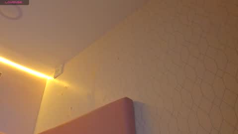 Snapshot of stefaagomez chatting on 01.10.25 Stefa Gomez online show from 01.10.25