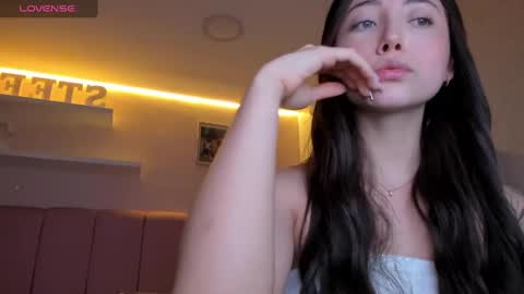 Snapshot of stefaagomez chatting on 03.06.25 Stefa Gomez online show from 03.06.25