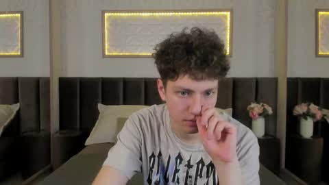 Esrefan online show from 02.27.26