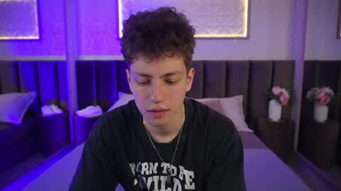 Esrefan online show from 03.26.26