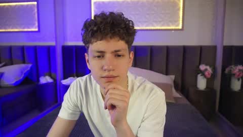 Esrefan online show from 03.28.26