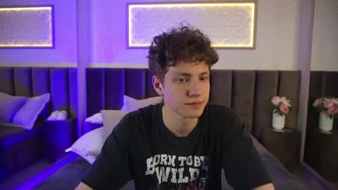 Esrefan online show from 04.21.26