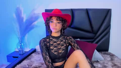 Stefania  online show from 09.27.25