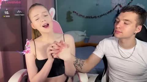 Snapshot of stefaniyaaa chatting on 11.01.25 stefa online show from 11.01.25