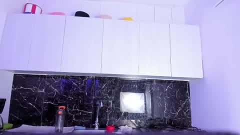 stefannyevans_ online show from 03.25.26