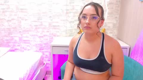 Stefanny online show from 09.30.25