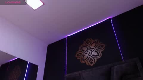 Stefany Brown online show from 02.25.25