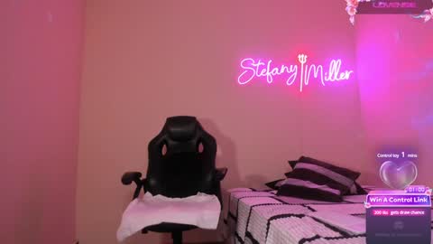 Snapshot of stefanyhotmilf chatting on 01.09.25 stefany online show from 01.09.25