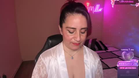 Snapshot of stefanyhotmilf chatting on 03.05.25 stefany online show from 03.05.25