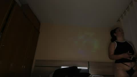 Snapshot of stefanyhotmilf chatting on 04.23.26 stefany online show from 04.23.26