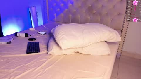 steffany_lopez_ online show from 01.12.25