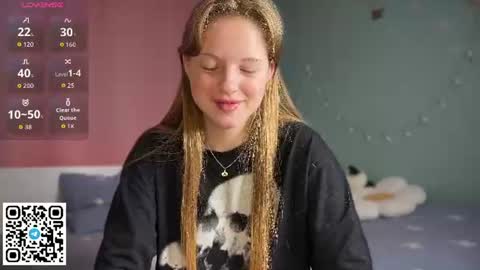 Snapshot of steffi_meoww chatting on 07.07.26 STEFI Streams every day from 10 PM GTM1 online show from 07.07.26