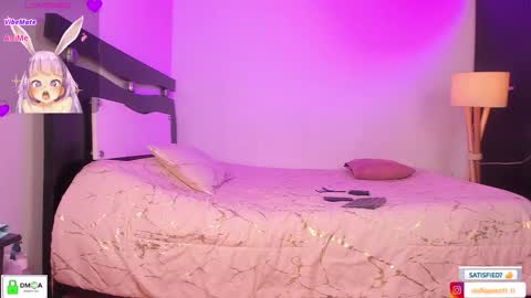 Snapshot of stefiqueen_11_ chatting on 10.28.25 StefBri online show from 10.28.25