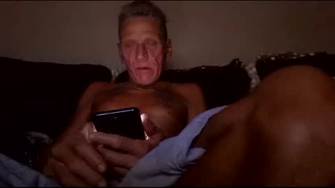 Snapshot of stefy1037 chatting on 10.13.25 stefy1037 online show from 10.13.25