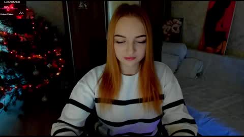 Snapshot of stella__cox chatting on 01.05.25 Stella Cox online show from 01.05.25