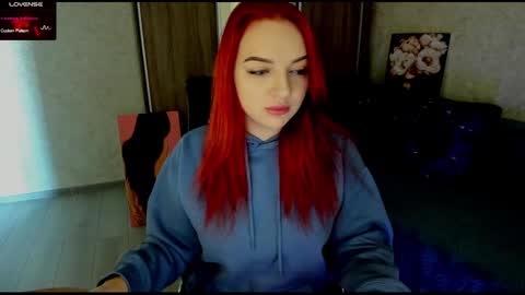 Snapshot of stella__cox chatting on 01.20.25 Stella Cox online show from 01.20.25