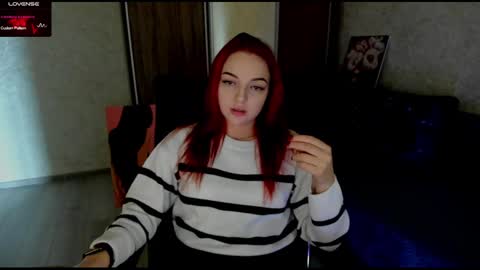 Snapshot of stella__cox chatting on 01.25.25 Stella Cox online show from 01.25.25