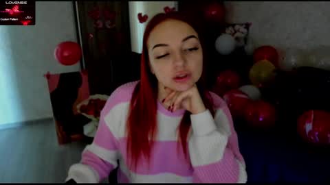 Snapshot of stella__cox chatting on 02.17.25 Stella Cox online show from 02.17.25