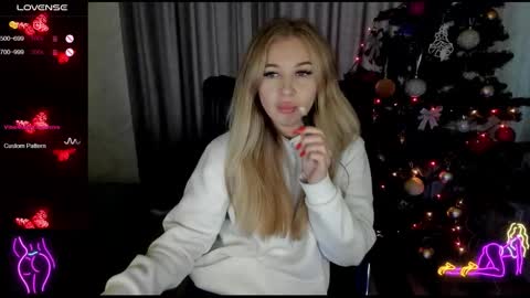 Stella  Cox online show from 12.19.25