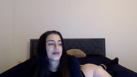 Stella John online show from 10.03.25