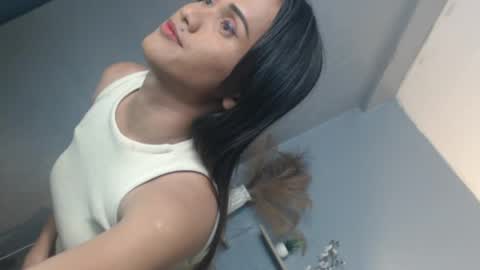 Snapshot of stella_siner chatting on 05.07.26 Stella Siner online show from 05.07.26