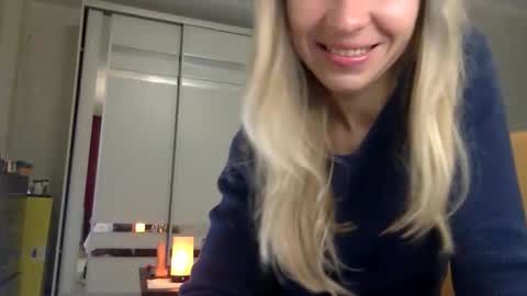 stella_walters online show from 10.29.25