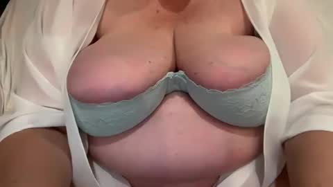 stellaaltamarea online show from 10.23.25