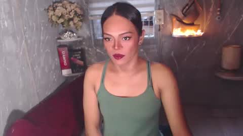 Snapshot of stellabronze chatting on 11.07.25 stella online show from 11.07.25