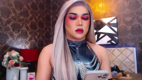 CALL ME STELLA online show from 02.13.25