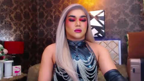 CALL ME STELLA online show from 02.13.25