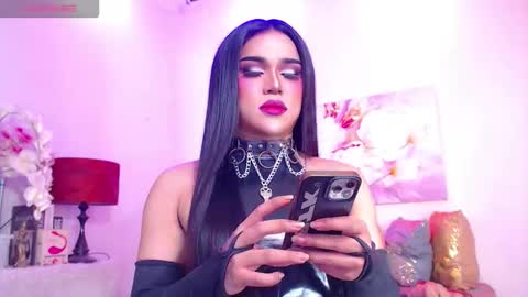 CALL ME STELLA online show from 02.02.26