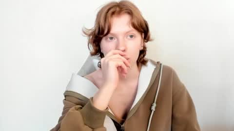 Snapshot of stellaswen chatting on 02.05.26 S T E L L A online show from 02.05.26