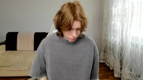 S T E L L A online show from 04.05.26