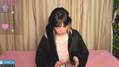 Stepha online show from 10.30.25