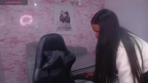 Stephania online show from 01.08.25