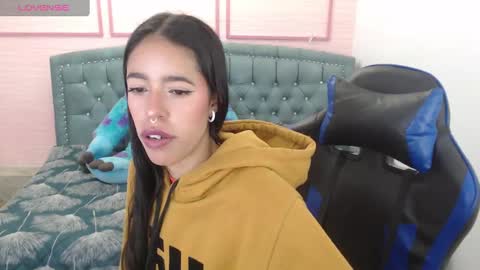 Stephania online show from 01.29.25