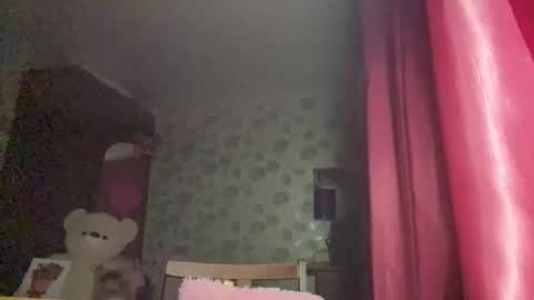 Stephani online show from 02.20.26