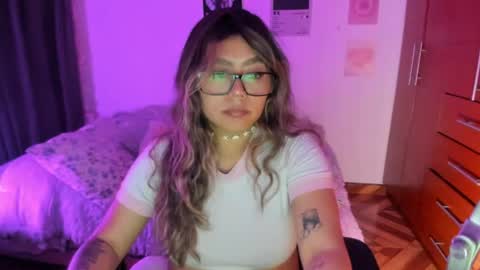 Stephanie  online show from 04.16.26