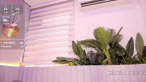 Stephany  online show from 02.13.25