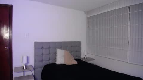 Snapshot of stephany_rodriguez_ chatting on 10.18.25 stephany_rodriguez_ online show from 10.18.25