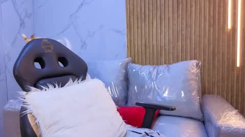 Snapshot of stephany_rodriguez_ chatting on 11.22.25 stephany_rodriguez_ online show from 11.22.25