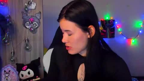 Snapshot of stephany_uwu chatting on 10.15.25 Stephany independient model online show from 10.15.25