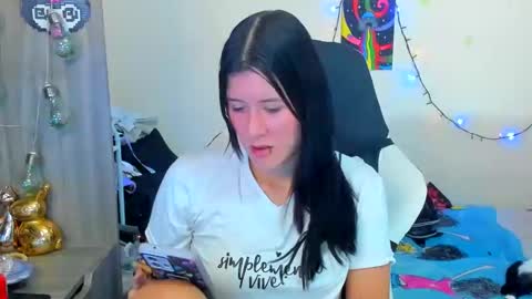 Snapshot of stephany_uwu chatting on 11.05.25 Stephany independient model online show from 11.05.25