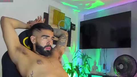 Snapshot of stephenbrown_ chatting on 07.22.26 ................ online show from 07.22.26