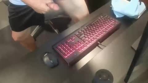 Snapshot of stephenhal9 chatting on 09.19.25 stephenhal9 online show from 09.19.25